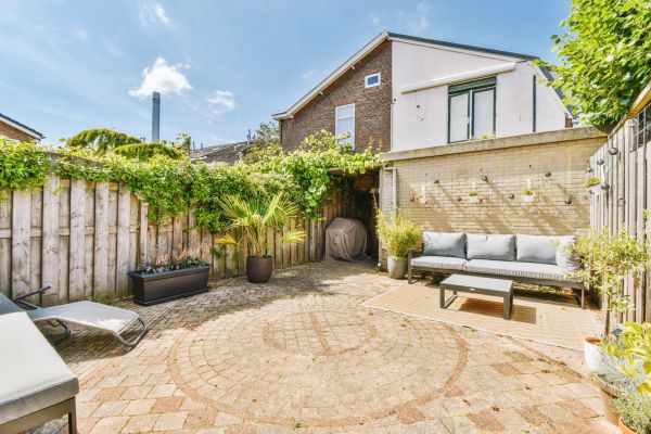Courtyard Wall Repair in Warwick